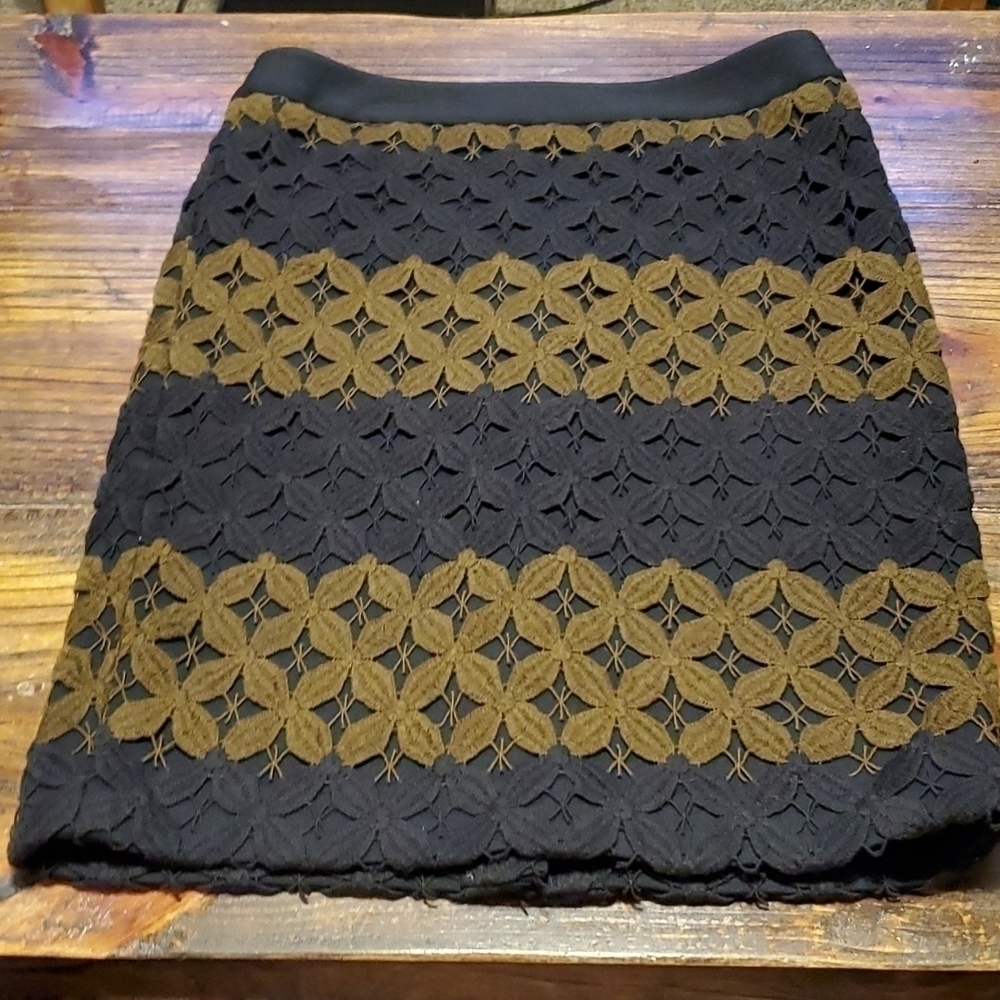 Ann Taylor Loft Black and Brown Patterned Skirt Sz 2